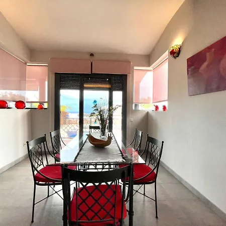 Villa Wonderful With Private Pool, Wifi, Gym And Barbecue In South Tenerife