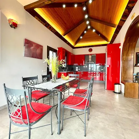 Villa Wonderful With Private Pool, Wifi, Gym And Barbecue In South Tenerife *