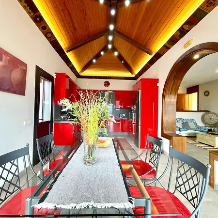 Villa Wonderful With Private Pool, Wifi, Gym And Barbecue In South Tenerife *
