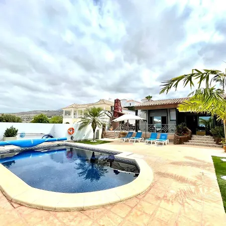 Villa Wonderful With Private Pool, Wifi, Gym And Barbecue In South Tenerife