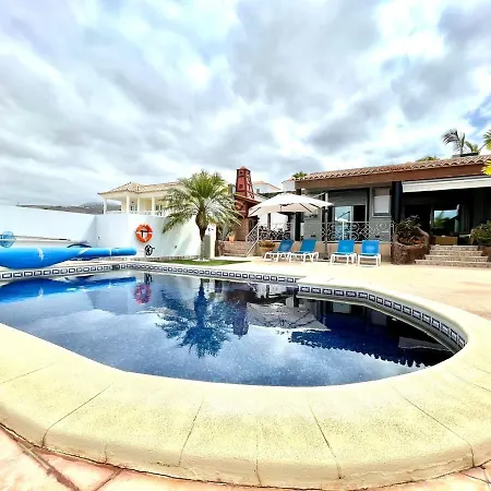 Wonderful With Private Pool, Wifi, Gym And Barbecue In South Tenerife Villa